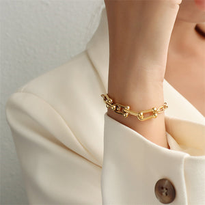 U Link Chunky Bracelet Gold